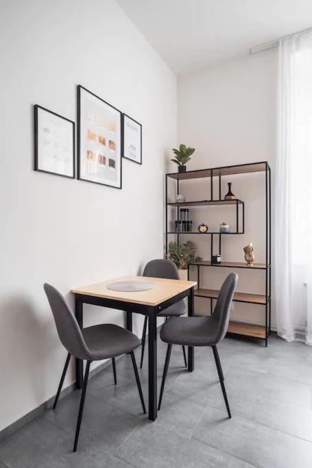Appartement Helen Homestay Palmovka Praag