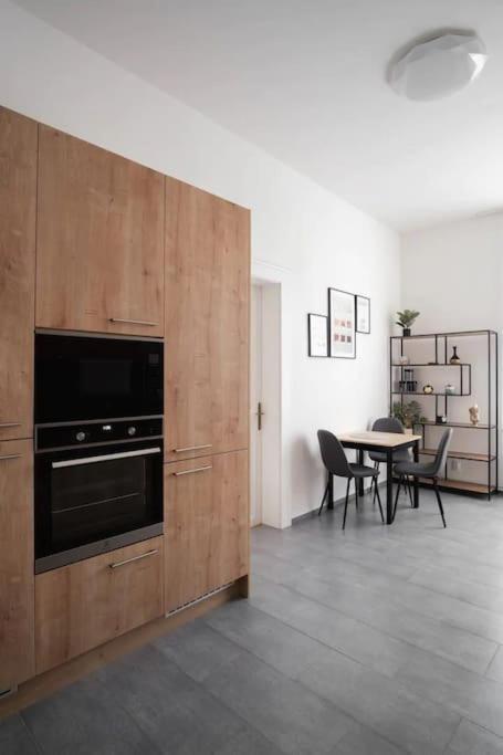 Helen Homestay Palmovka * Praag